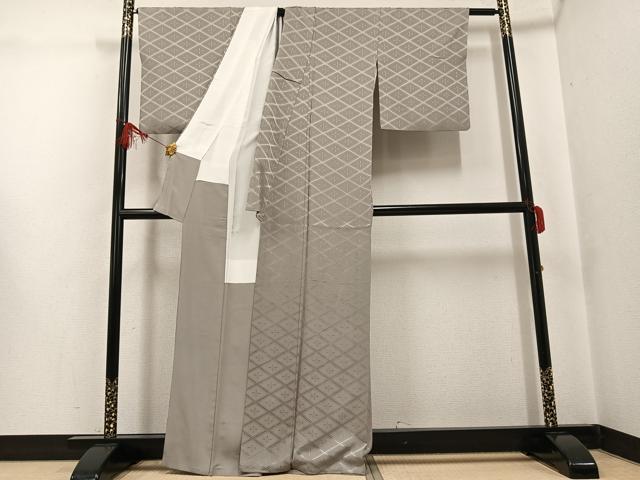 平和屋着物●上質な色無地　花菱地紋　茶鼠色　正絹　逸品　AABG4101ph