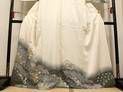 平和屋着物●訪問着　駒刺繍　雪輪花車文　暈し染め　金彩　正絹　逸品　AABG4109ph