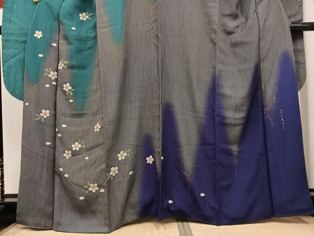 平和屋着物●パリコレクション　ファッションモデル・デザイナー　山口小夜子　振袖　舞桜文　暈し染め　金彩　正絹　逸品　AABG4120ph