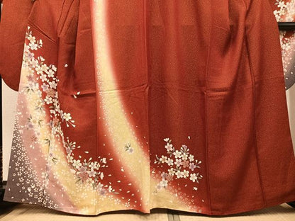 平和屋着物●豪華振袖　桜文　暈し染め　金通し地　正絹　逸品　AABG4136ph