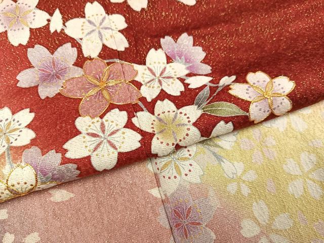 平和屋着物●豪華振袖　桜文　暈し染め　金通し地　正絹　逸品　AABG4136ph