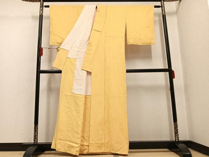 平和屋着物●上質な色無地　花地紋　蜂蜜色　正絹　逸品　未使用　AABG4146ph