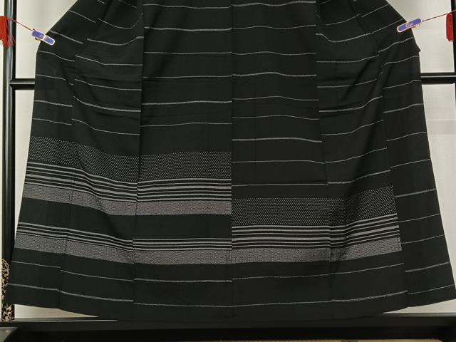 平和屋着物▽訪問着 単衣 紬地 横段文 黒地 正絹 逸品 AABG4223jh