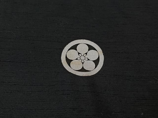 平和屋着物▽男性 黒紋付 単衣 紬地 暗黒色 正絹 逸品 AABG4231jh