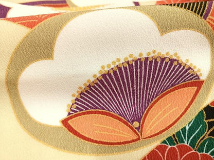 平和屋着物●小振袖　二尺袖　熨斗花文　金彩　洗える着物　AABG4331fy
