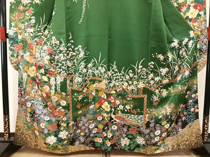 平和屋着物●豪華振袖　駒刺繍　舞蝶花鳥文　暈し染め　金彩　正絹　逸品　AABG4339fy