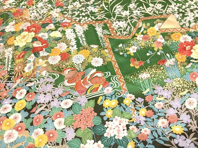 平和屋着物●豪華振袖　駒刺繍　舞蝶花鳥文　暈し染め　金彩　正絹　逸品　AABG4339fy