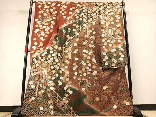 平和屋着物●英王室献上友禅作家　木下勝功　振袖　駒刺繍　御所車花文　暈し染め　金糸　金彩　正絹　逸品　未使用　AABG4358fy