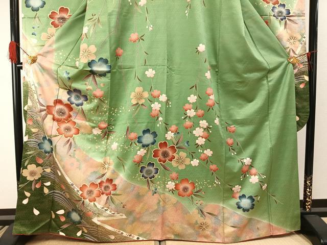 平和屋着物●豪華振袖　駒刺繍　草花文　暈し染め　金彩　正絹　逸品　AABG4363fy