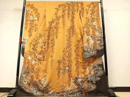 平和屋着物●豪華振袖　花蝶文　暈し染め　銀彩　金通し地　正絹　逸品　AABG4366fy