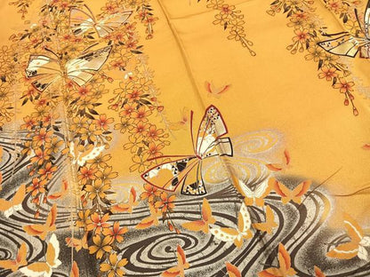 平和屋着物●豪華振袖　花蝶文　暈し染め　銀彩　金通し地　正絹　逸品　AABG4366fy