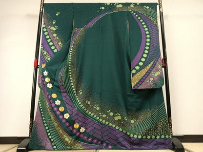 平和屋着物●豪華振袖　駒刺繍　舞花文　金彩　正絹　逸品　AABG4378fy