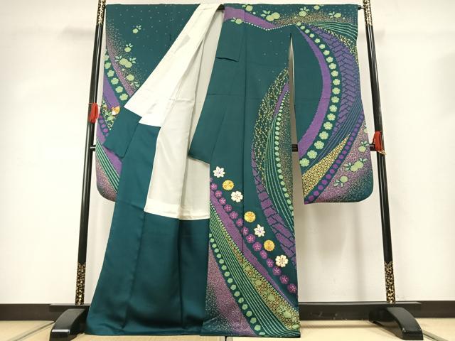平和屋着物●豪華振袖　駒刺繍　舞花文　金彩　正絹　逸品　AABG4378fy