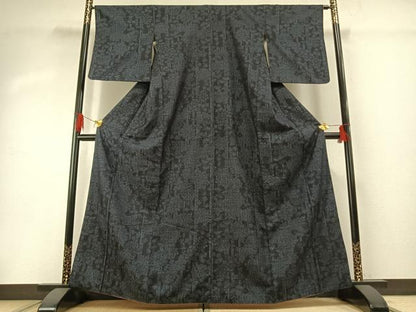 平和屋着物●本場結城紬　重要無形文化財　100亀甲　草花文　正絹　逸品　AABG4384fy