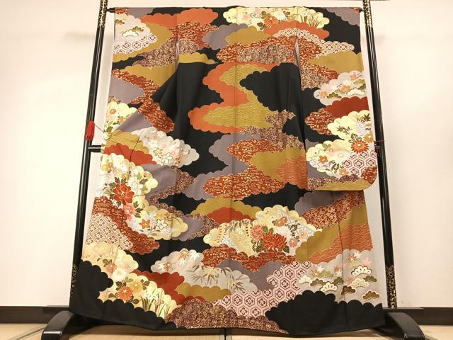 平和屋着物●豪華振袖　駒刺繍　雲取り花文　黒地　金銀彩　正絹　逸品　AABG4422fy