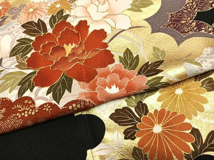 平和屋着物●豪華振袖　駒刺繍　雲取り花文　黒地　金銀彩　正絹　逸品　AABG4422fy