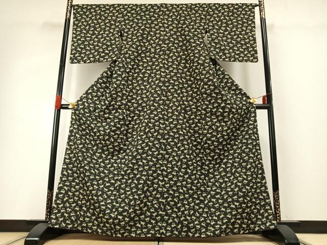 平和屋着物●上質な小紋　兎　黒地　正絹　逸品　AABG4426fy