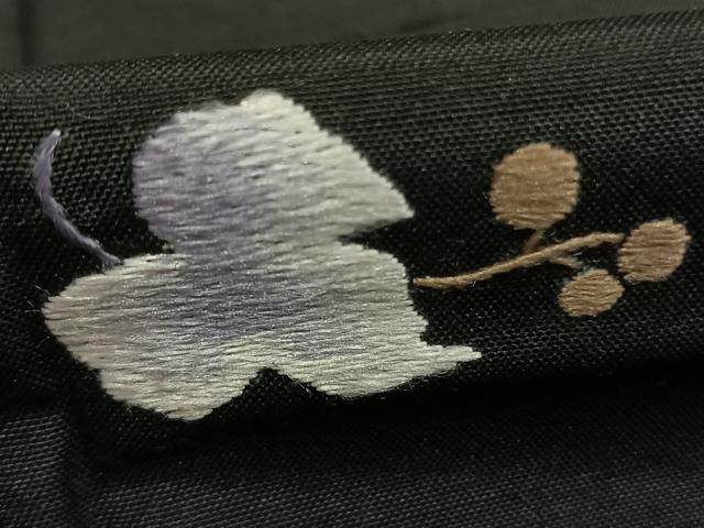 平和屋着物●訪問着　本場大島紬　総刺繍　蔦の葉文　黒地　正絹　逸品　AABG4430fy