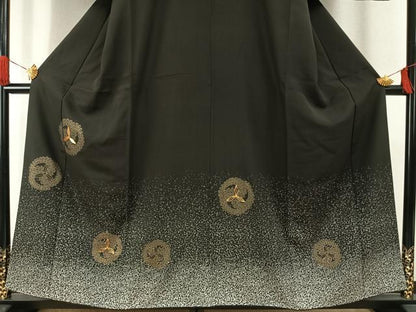 平和屋着物●訪問着　駒刺繍　吉祥文様　黒地　金彩　正絹　逸品　AABG4445fy