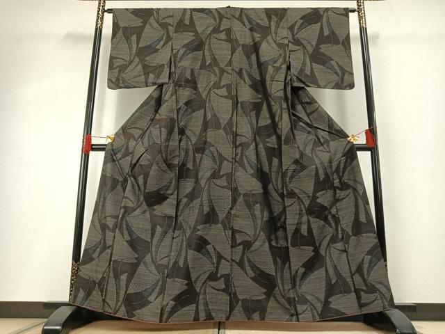 平和屋着物●本場大島紬　幾何学文様　正絹　逸品　AABG4460fy