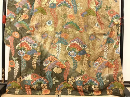 平和屋着物●豪華振袖　ふくれ織　松　草花文　暈し染め　金彩　正絹　逸品　AABG4498fy