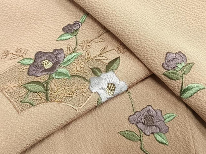 平和屋着物●訪問着　駒刺繍　総刺繍　地紙花文　金糸　正絹　逸品　AABG4503fy