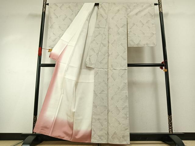 平和屋着物●本場大島紬　白大島　カタス7マルキ　よろけ菱文　株式会社たかし謹製　証紙付き　正絹　逸品　AABG4528fy
