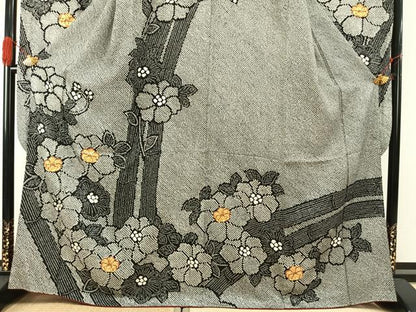 平和屋着物●豪華振袖　駒刺繍　総刺繍　絞り　草花文　黒地　正絹　逸品　AABG4547fy