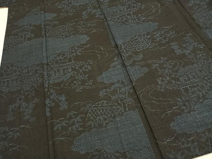 平和屋着物●本場結城紬　重要無形文化財　100亀甲　雲取り風景花文　正絹　逸品　AABG4617fy