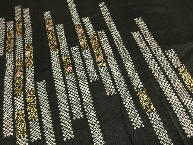 平和屋着物●訪問着　絞り　刺繍　花唐草文　黒地　金彩　正絹　逸品　AABG4622fy