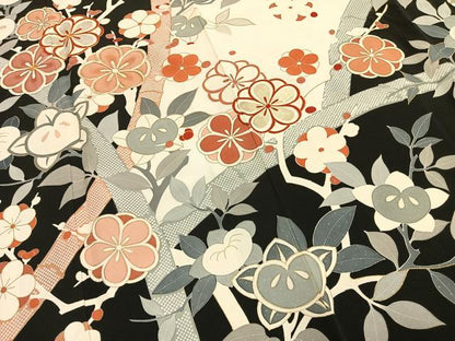 平和屋着物●創業460年・千總　振袖　駒刺繍　枝花文　金彩　高島屋扱い　正絹　逸品　AABG4628fy