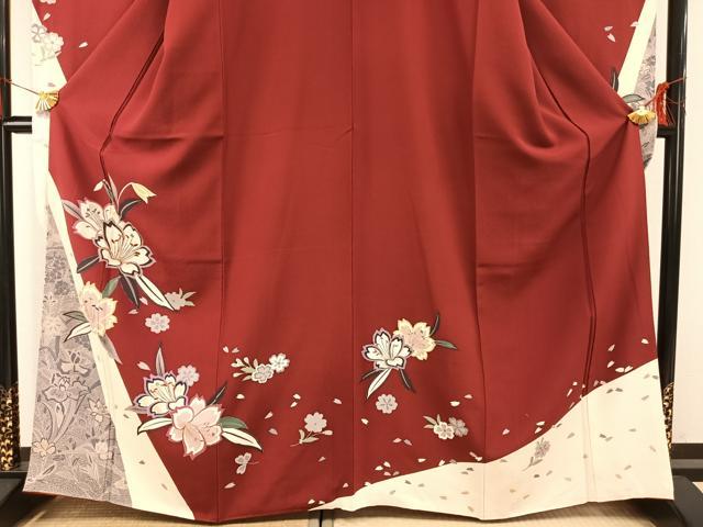 平和屋着物●豪華振袖　駒刺繍　草花文　金銀彩　正絹　逸品　AABG4648fy