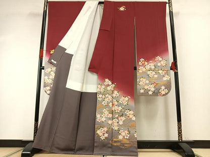 平和屋着物●ファッションデザイナー 花井幸子　振袖　駒刺繍　雲取り花文　暈し染め　金彩　やまと誂製　正絹　逸品　AABG4649fy