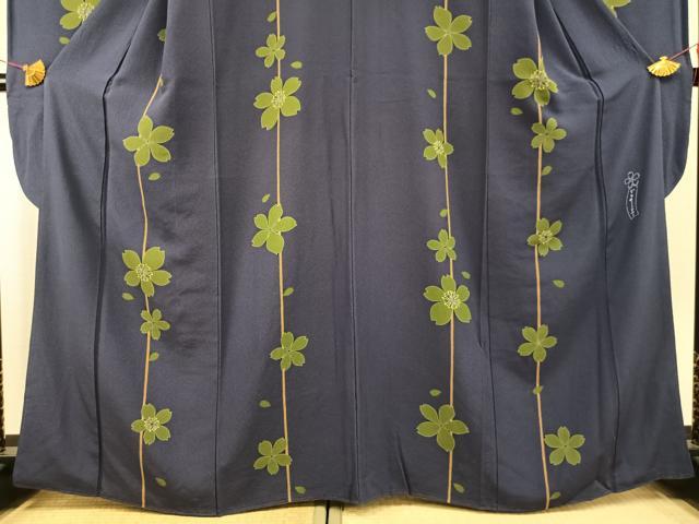 平和屋着物●世界的人形師　辻村寿三郎　ジュサブロー　振袖　舞花文　正絹　逸品　AABG4655fy