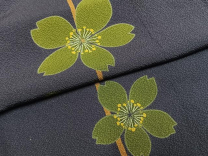 平和屋着物●世界的人形師　辻村寿三郎　ジュサブロー　振袖　舞花文　正絹　逸品　AABG4655fy