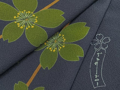 平和屋着物●世界的人形師　辻村寿三郎　ジュサブロー　振袖　舞花文　正絹　逸品　AABG4655fy