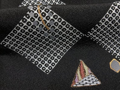 平和屋着物●訪問着　刺繍　菱文　黒地　金銀糸　金彩　正絹　逸品　AABG4784fy