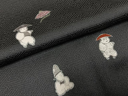 平和屋着物●訪問着　刺繍　人物文　黒地　銀糸　銀彩　正絹　逸品　AABG4833fy