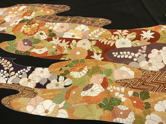 平和屋着物●創業460年・千總　黒留袖　駒刺繍　道長花文　金彩　正絹　逸品　AABG4837fy
