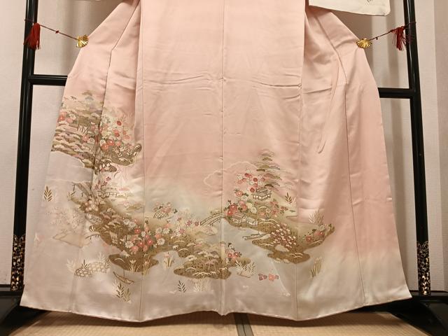 平和屋着物●訪問着　友禅　駒刺繍　松竹梅　風景籬文　暈し染め　金彩　松坂屋扱い　正絹　逸品　AABG4862ph