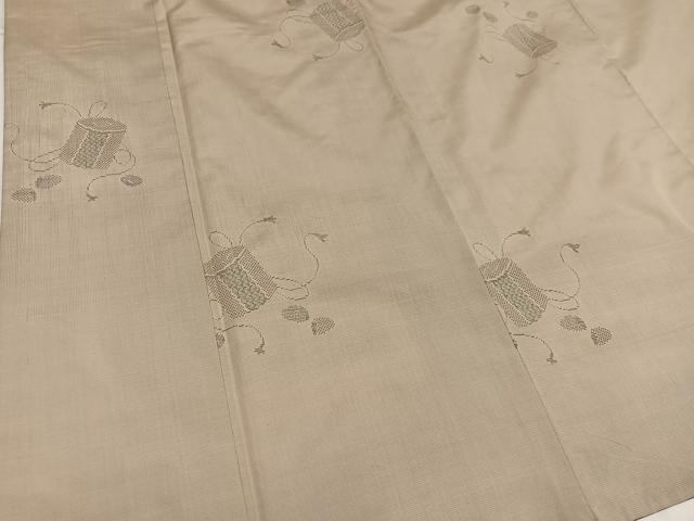 平和屋着物●本場大島紬　白大島　カタス7マルキ　貝桶文　正絹　逸品　AABG4873ph