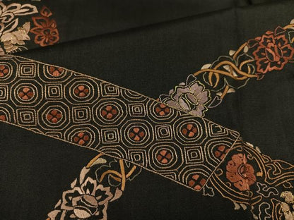 平和屋着物●訪問着　本場大島紬　刺繍　花鳥文　正絹　逸品　AABG4889ph