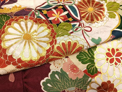 平和屋着物●豪華振袖　駒刺繍　吉祥花宝尽くし　金彩　正絹　逸品　AABG4912ph