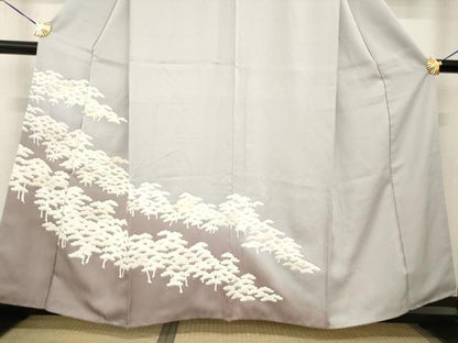 平和屋着物●訪問着　友禅　駒刺繍　松尽くし　暈し染め　金彩　正絹　逸品　AABG4970ck