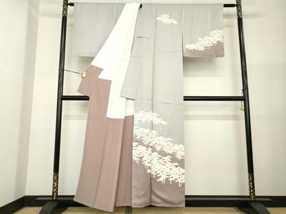 平和屋着物●訪問着　友禅　駒刺繍　松尽くし　暈し染め　金彩　正絹　逸品　AABG4970ck