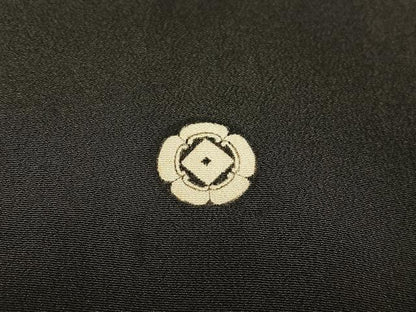 平和屋着物■豪華黒留袖 駒刺繍 孔雀花文 金彩 正絹 逸品 AABG5018oa