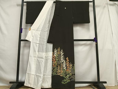 平和屋着物■豪華黒留袖　刺繍　梅松楓文　金糸　金彩　正絹　逸品　AABG5072oa