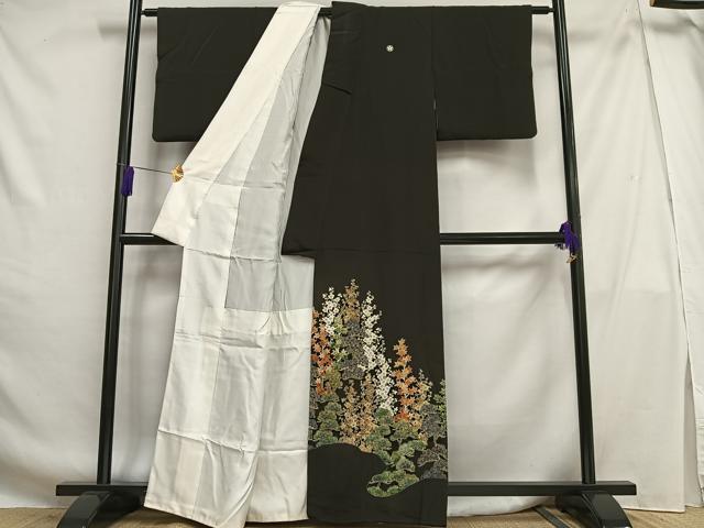 平和屋着物■豪華黒留袖　刺繍　梅松楓文　金糸　金彩　正絹　逸品　AABG5072oa