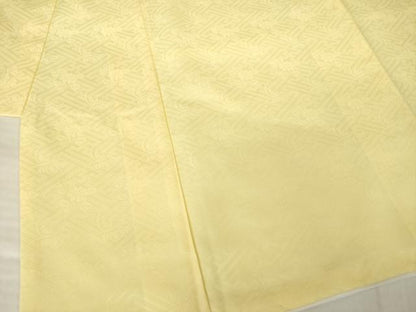 平和屋着物●山本彩　小振袖　二尺袖　舞花文　金彩　洗える着物　AABG5242ck