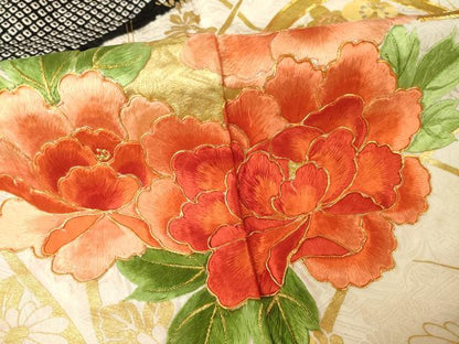 平和屋着物●豪華振袖　駒刺繍　絞り　花丸文　黒地　金彩　やまと誂製　正絹　逸品　AABG5248ck